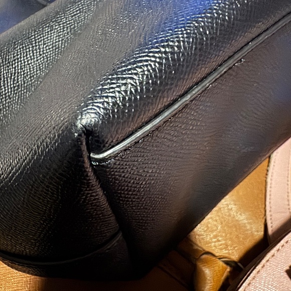 Coach Women's Crossgrain Leather City Zip Tote (B1723-F58846) Used condition - Picture 5 of 9